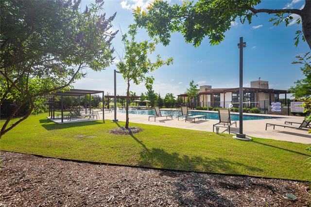 Building Photo - 890 Newcastle Dr