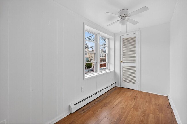 Building Photo - 1290 Baker St