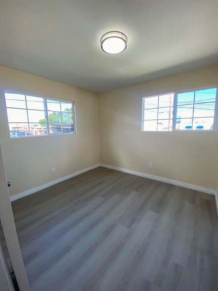 Building Photo - 1939 Strozier Ave