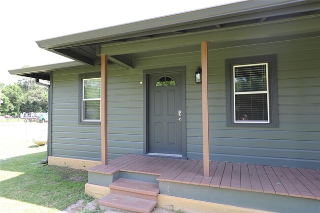 Building Photo - 16890 Porter Ln