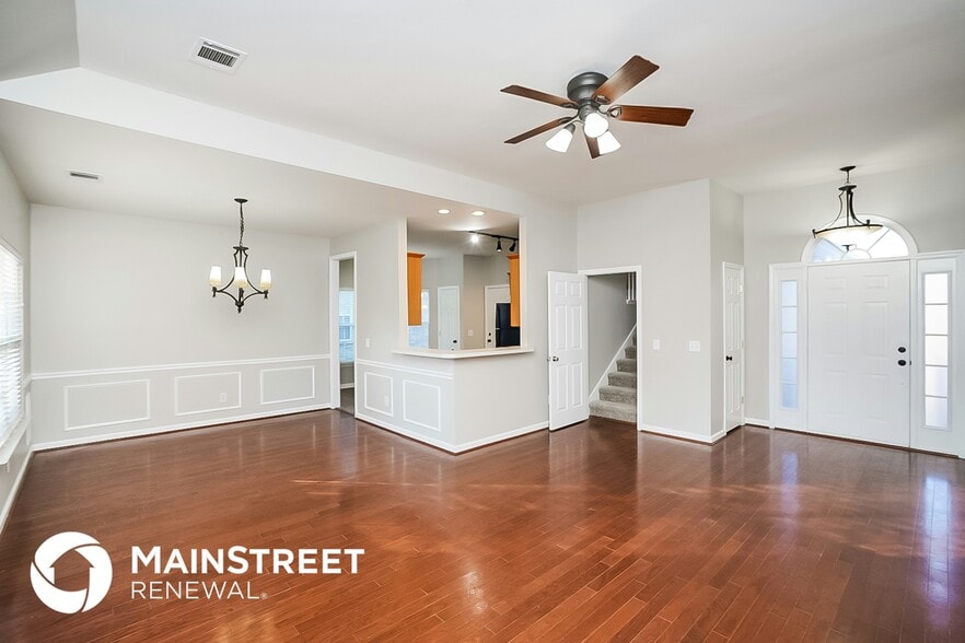 Building Photo - 4813 Peninsula Pointe Dr