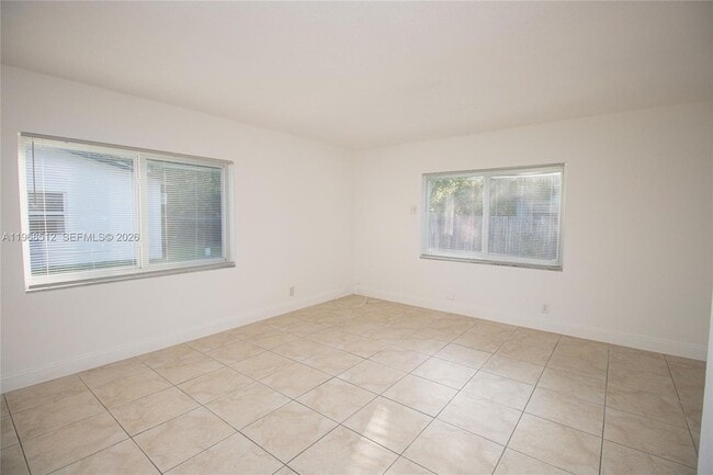 Building Photo - 831 NW 1st Ave