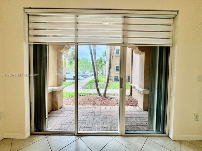 Building Photo - 6520 NW 114th Ave