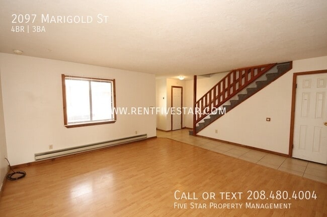 Building Photo - 2097 Marigold St