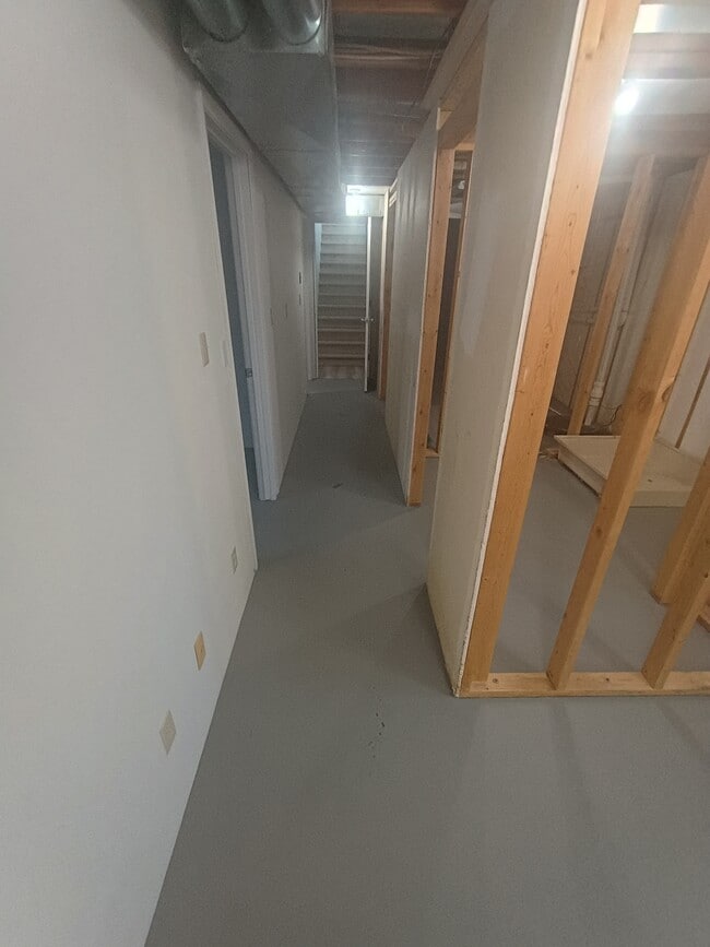 Building Photo - 2765 Bandera Dr