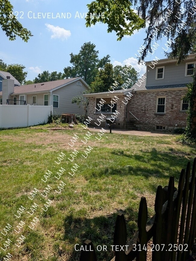 Building Photo - 822 Cleveland Ave