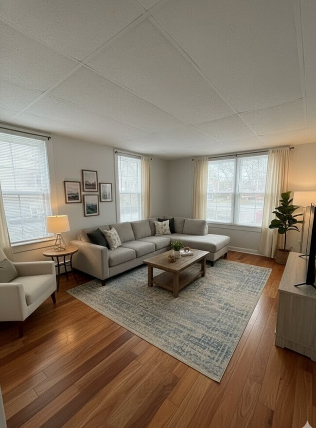 Building Photo - 265 East Ave