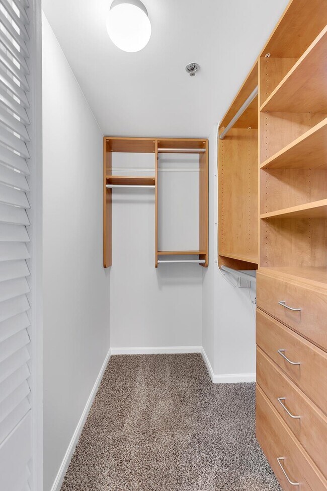 Building Photo - 759 2nd St