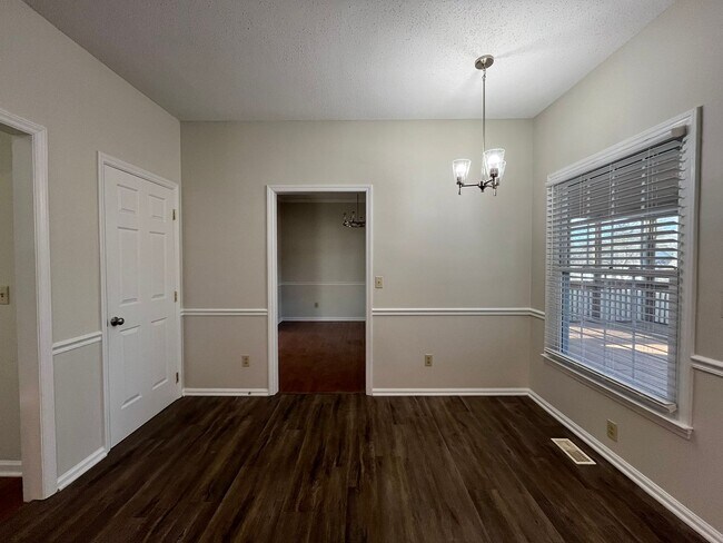 Building Photo - Excellent 4BD, 2.5BA Cary Home with Fenced...