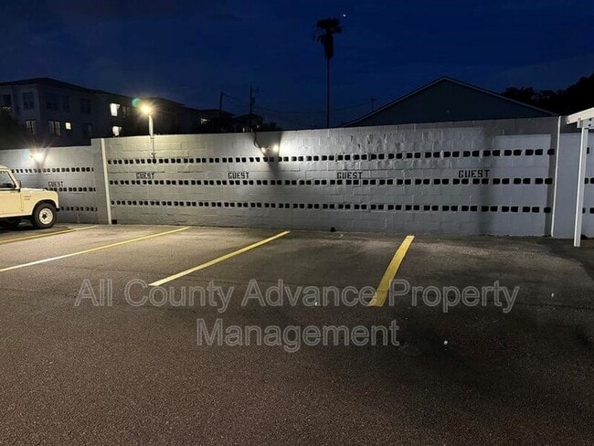 Building Photo - 1713 Belleair Forest Dr