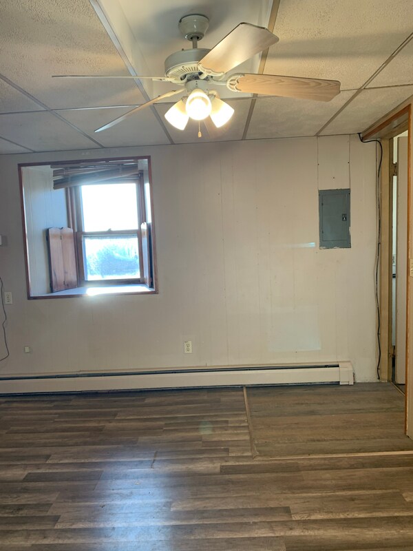 Building Photo - 10 Adams St