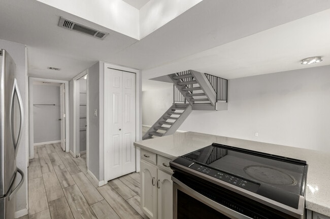 Building Photo - 4938 N 74th St