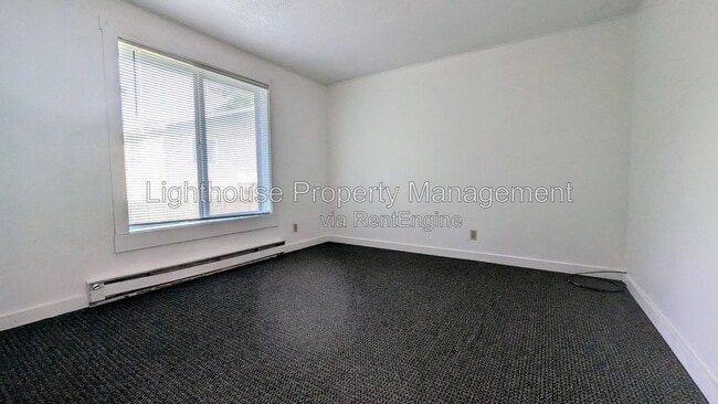 Building Photo - 2716 Nichols Rd