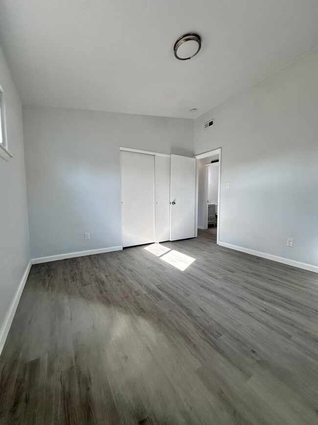 Building Photo - Aragona Village-Single Family Home