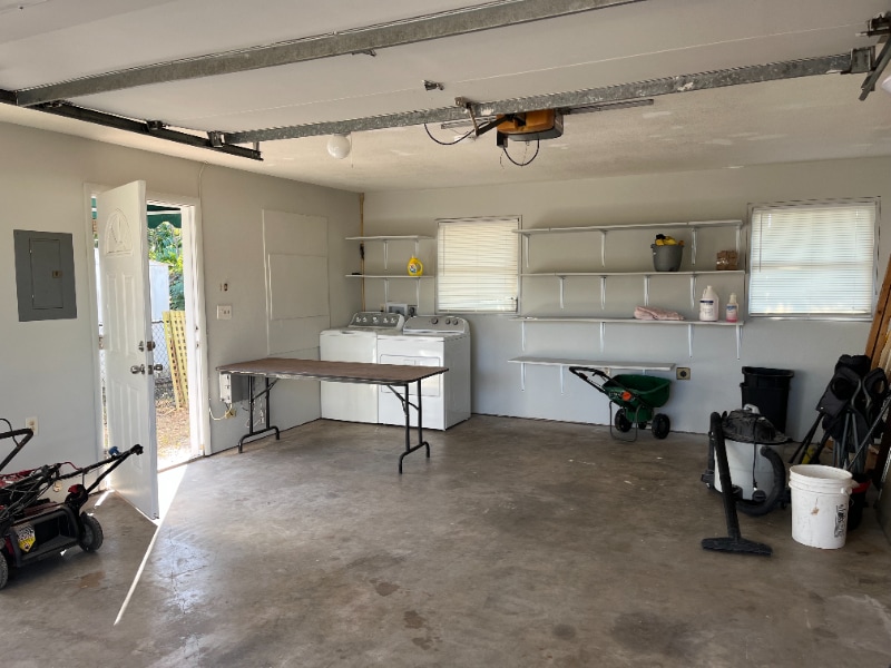 Building Photo - 4118 Nelson Ave