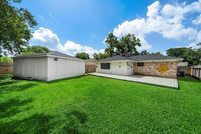 Building Photo - 11506 Hornbrook Dr