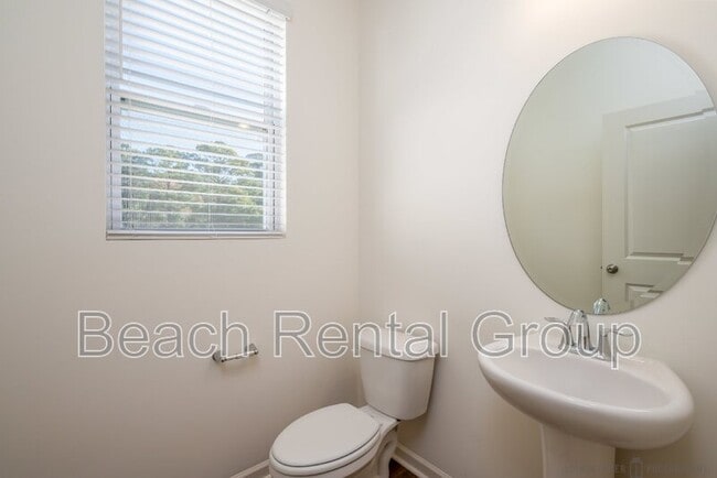 Building Photo - 209 Banbury Ln