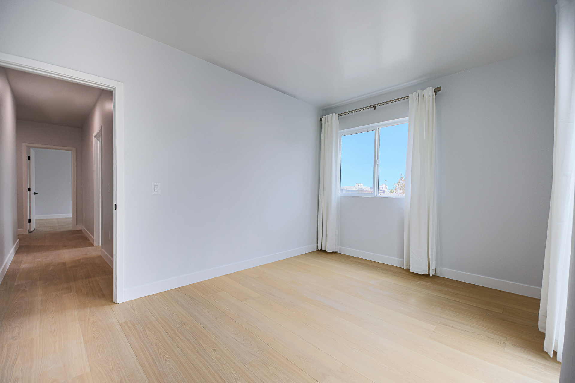Building Photo - 11435 Cumpston St