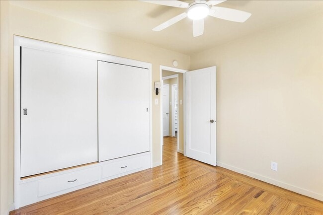 Building Photo - 2033 High St