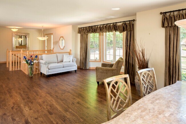 Building Photo - Resort Home