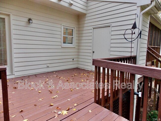 Building Photo - 54 Preakness Dr