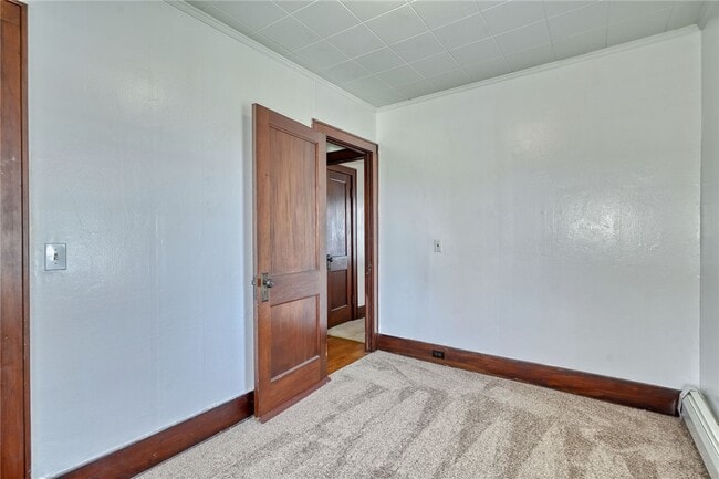 Building Photo - 4 Belford Dr