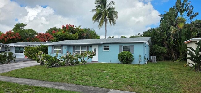 Building Photo - 3713 Island Rd