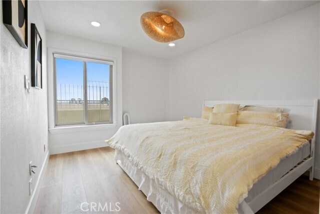 Building Photo - 711 Pacific Coast Hwy