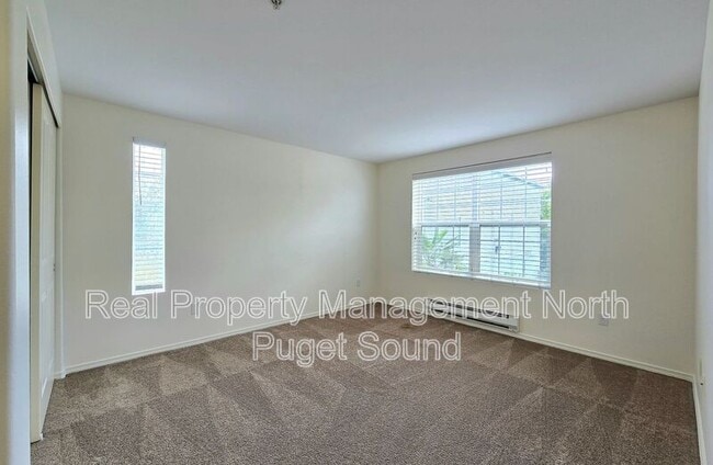 Building Photo - 18621 Blueberry Ln