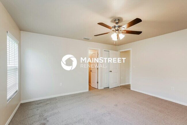 Building Photo - 3 Bedroom Pet-Friendly Home in Cape Coral, FL with Main Street Renewal
