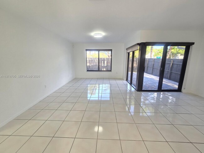 Building Photo - 15081 SW 127th Ct