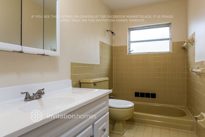 Building Photo - 11860 NW 29th Pl