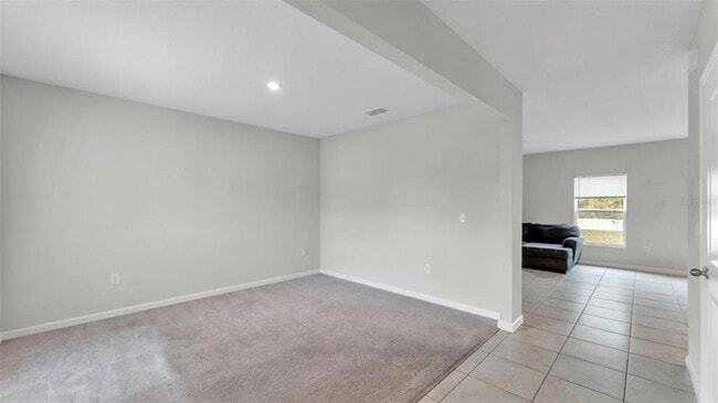 Building Photo - 1450 Haines Dr