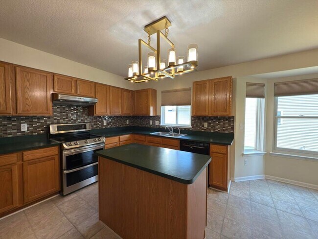 Building Photo - 1929 Harley Dr