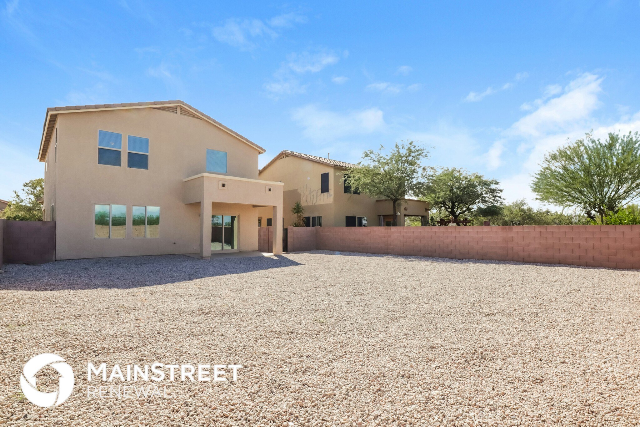 Building Photo - 1027 E Madera Grove Ln