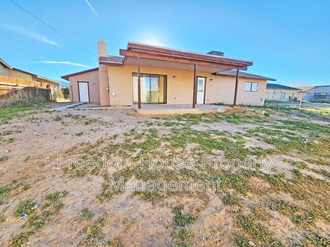 Building Photo - 1930 Kearney St