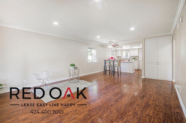 Building Photo - 861 Glencliff St