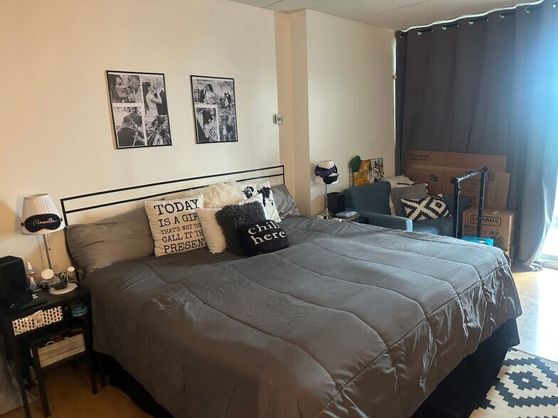 Building Photo - 200 Swanton St