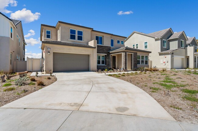 Primary Photo - COMING SOON! Skyline Community 4 Bedroom H...