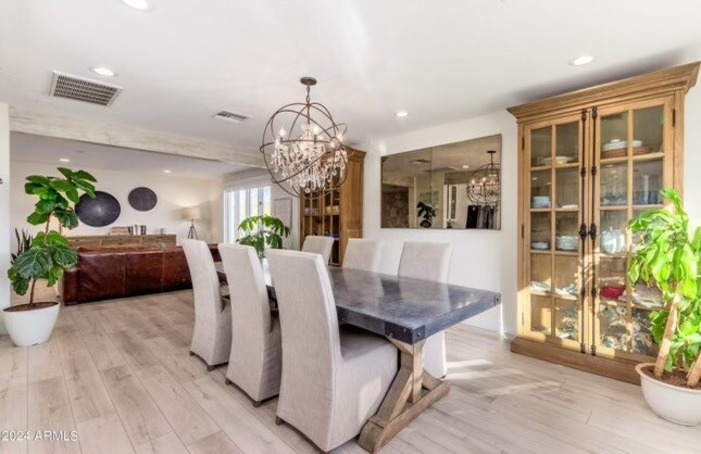 Building Photo - 4343 E Desert Crest Dr