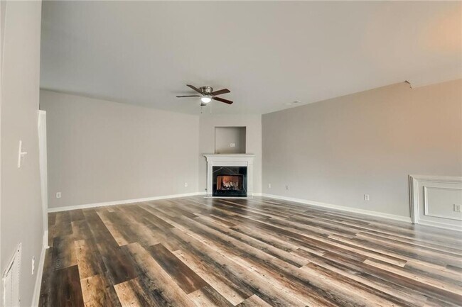 Building Photo - 2171 Waterford Park Dr