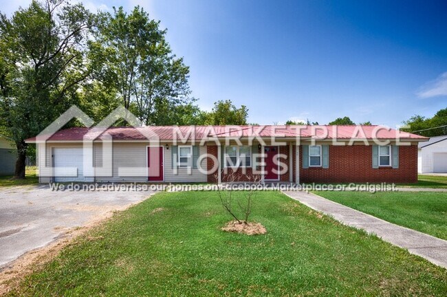Primary Photo - 150 Willoughby Dr