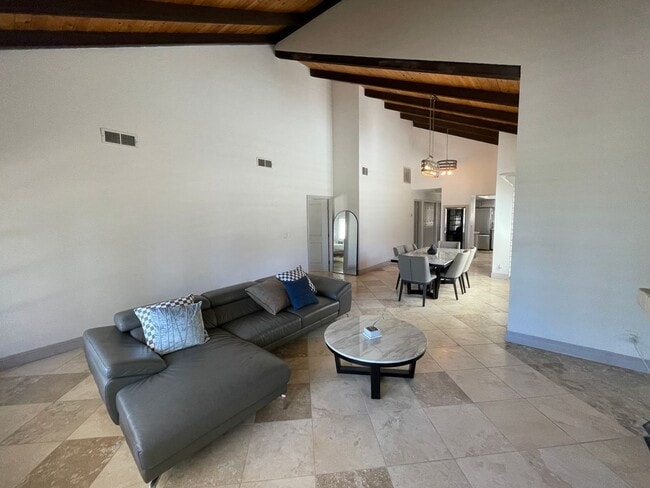 Building Photo - COMING SOON, Fully Furnished Desert Gem!