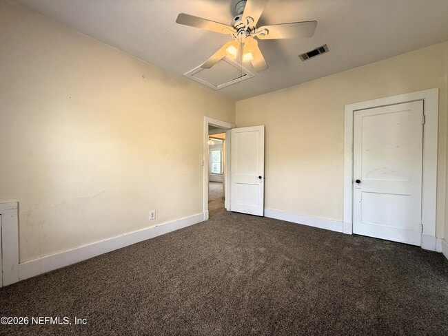 Building Photo - 1329 Cherry St
