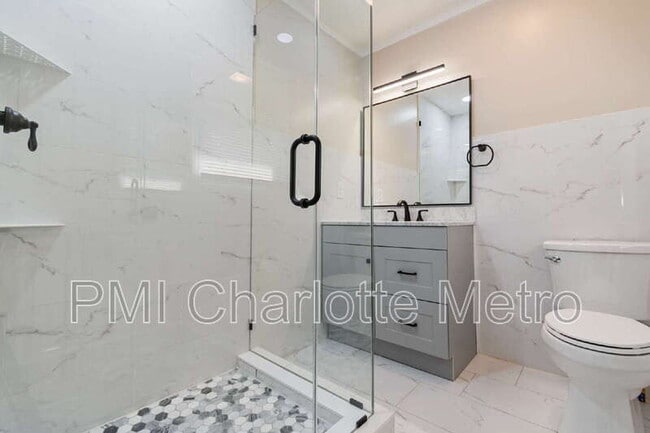 Building Photo - 10707 Walkers Ferry Rd