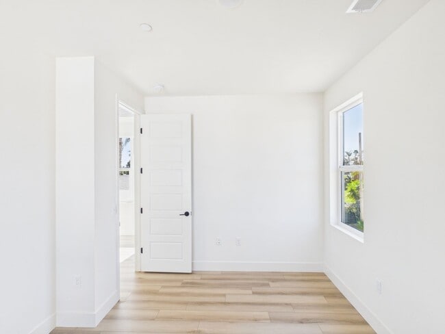 Building Photo - 705 Passion Ct