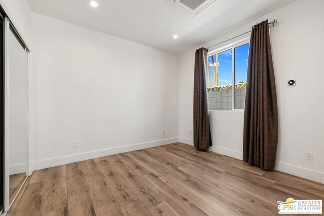 Building Photo - 73552 Feather Trail