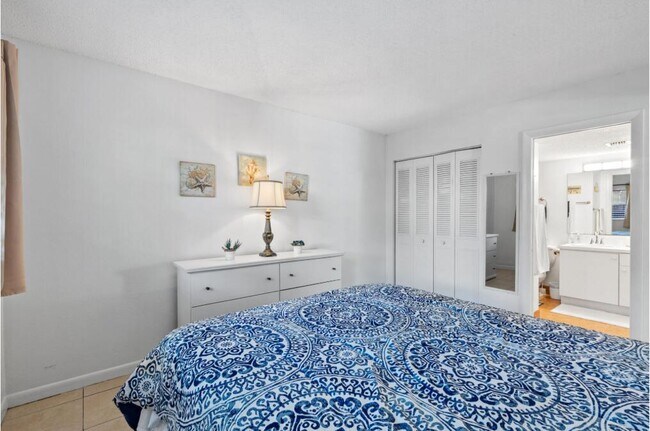 Building Photo - 308 Southwind 1 Ct