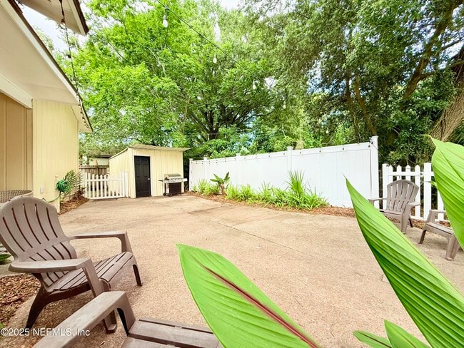 Building Photo - 3936 Miruelo Cir N