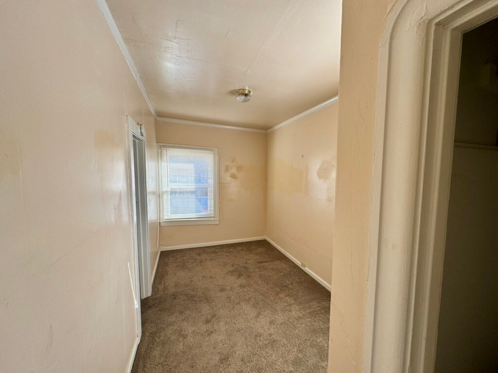 2nd Bedroom - 1231 E 19th St